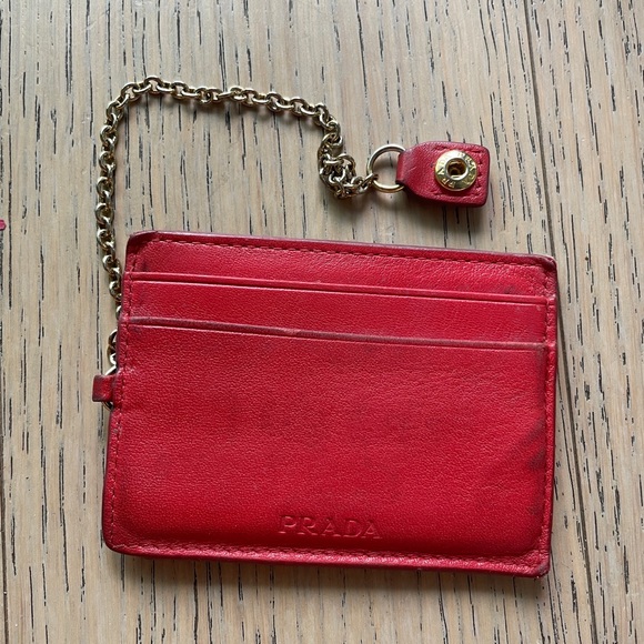 Red Prada Wallet - Picture 5 of 7